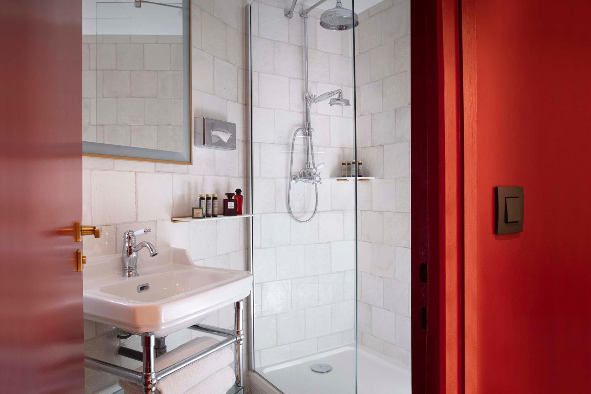 Classic Double Room,1743035995:JPEG